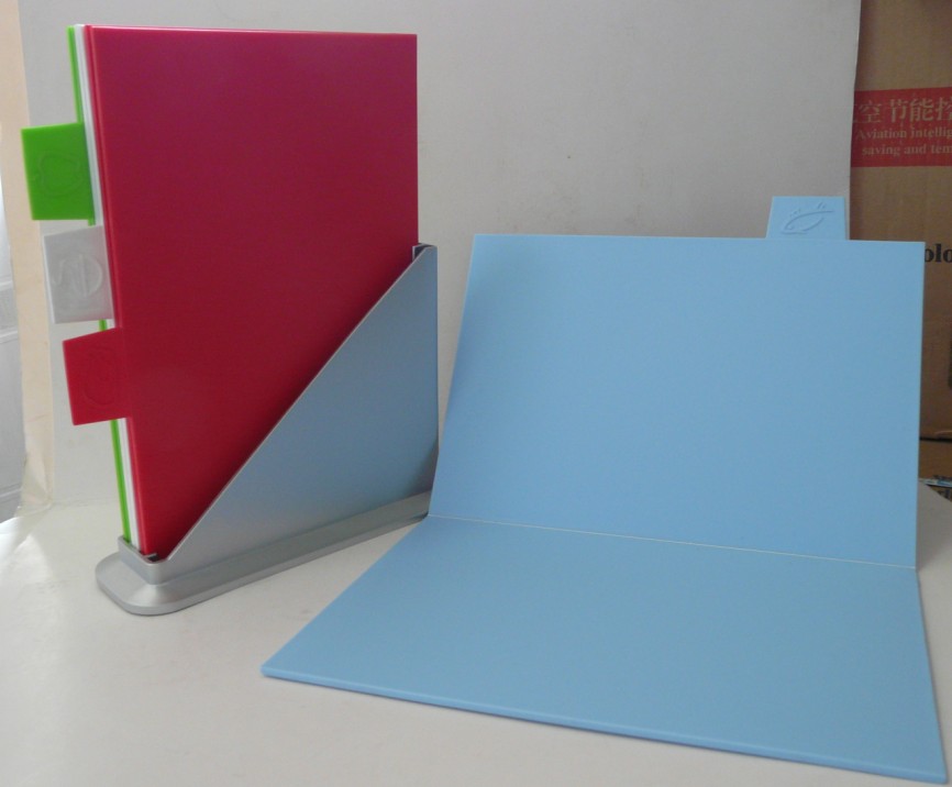4 IN 1 folding chopping board